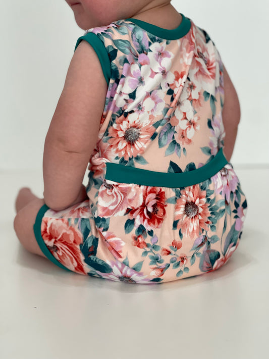 Blush Floral Flipease