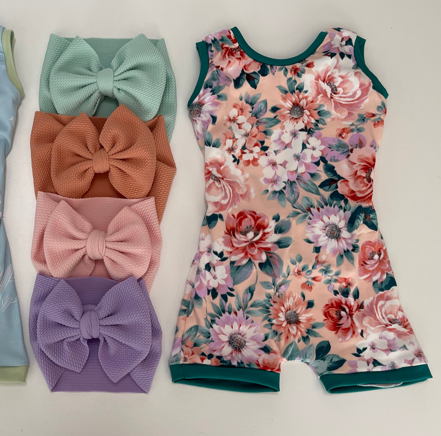 Blush Floral Flipease