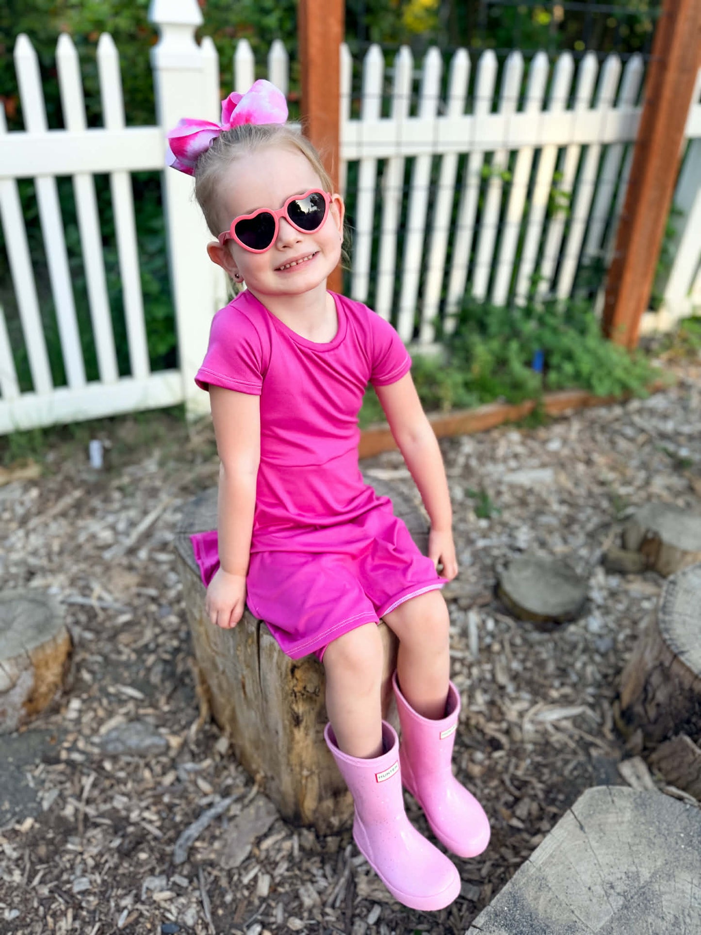 Hot Pink Skirted Shortease - Zipease