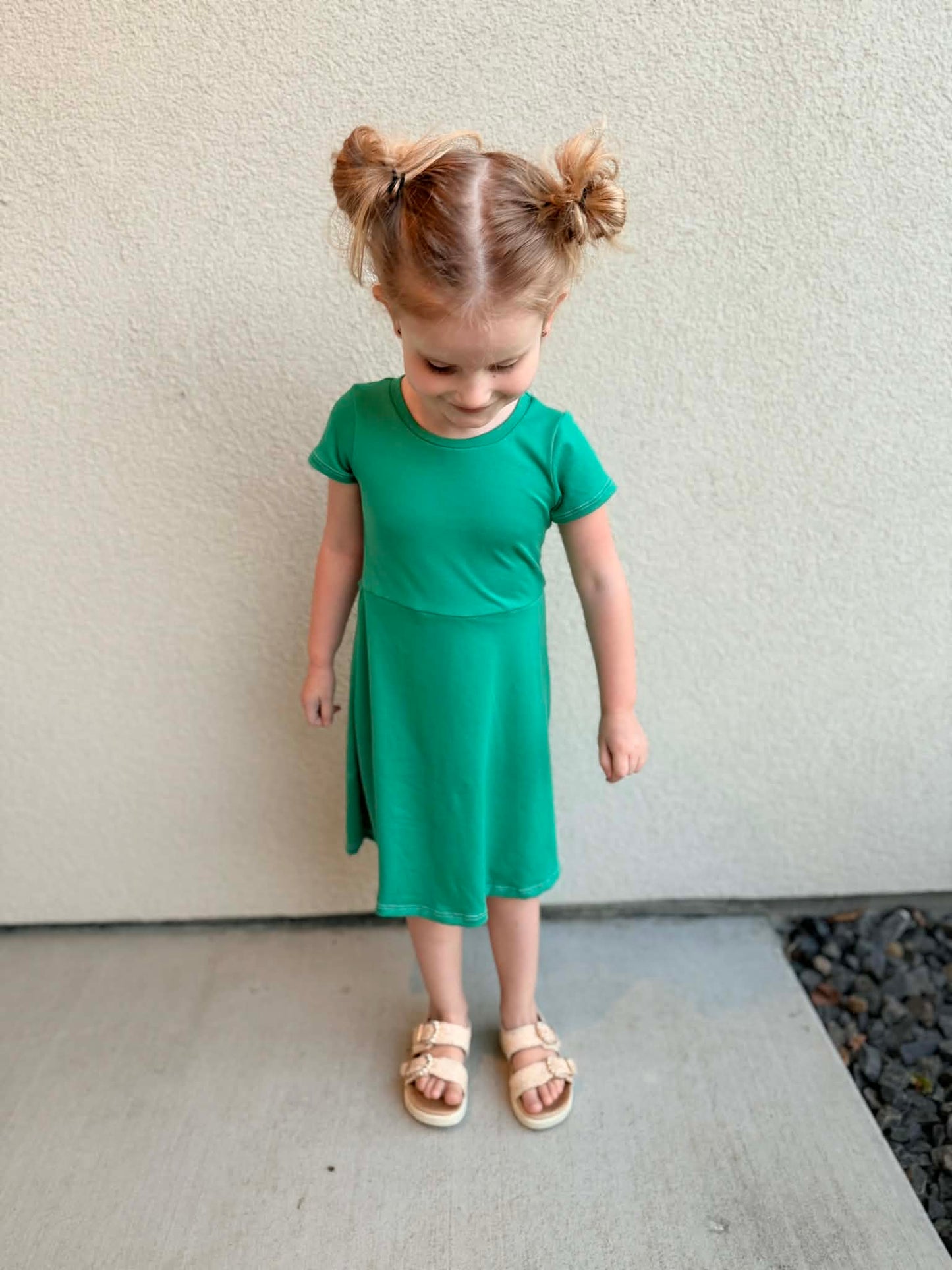 Kelly Green Skirted Shortease - Zipease