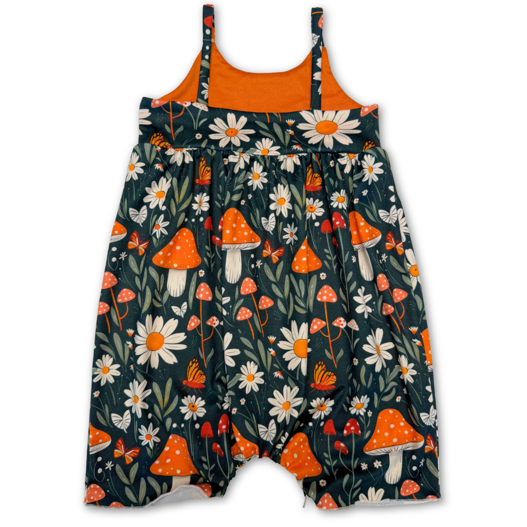 Mushroom Garden Bubble Shortease - Zipease