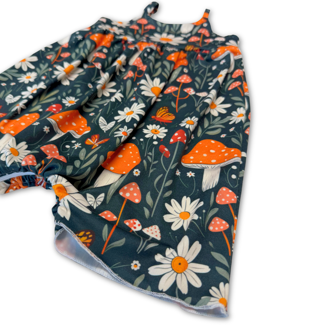 Mushroom Garden Bubble Shortease - Zipease