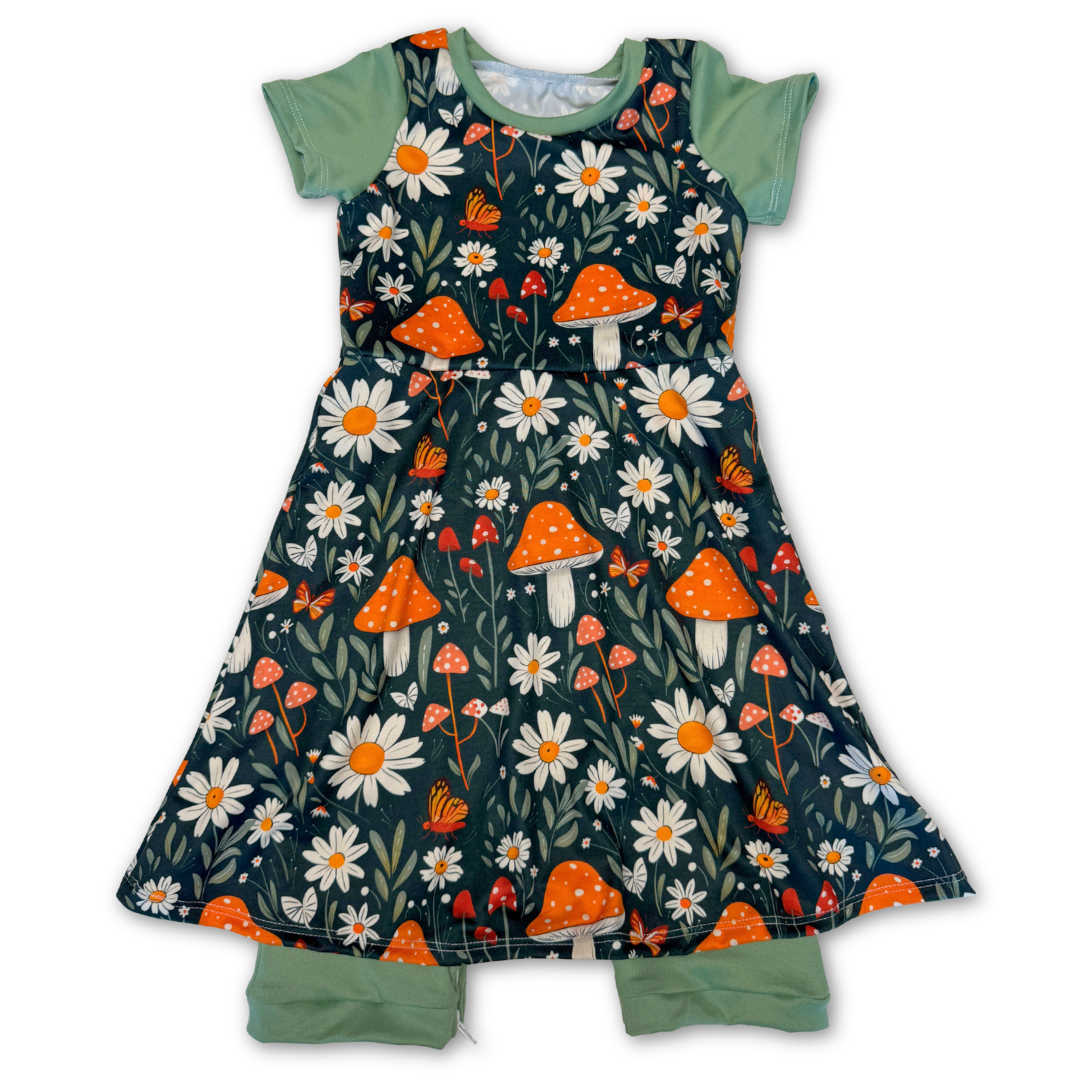 Mushroom Garden Skirted Shortease - Zipease