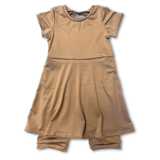 Sand Skirted Shortease