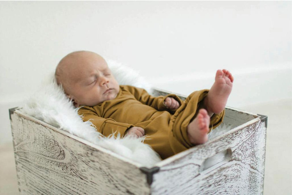 Caramel Sleeper Newborn Gown With Mittens Zipease