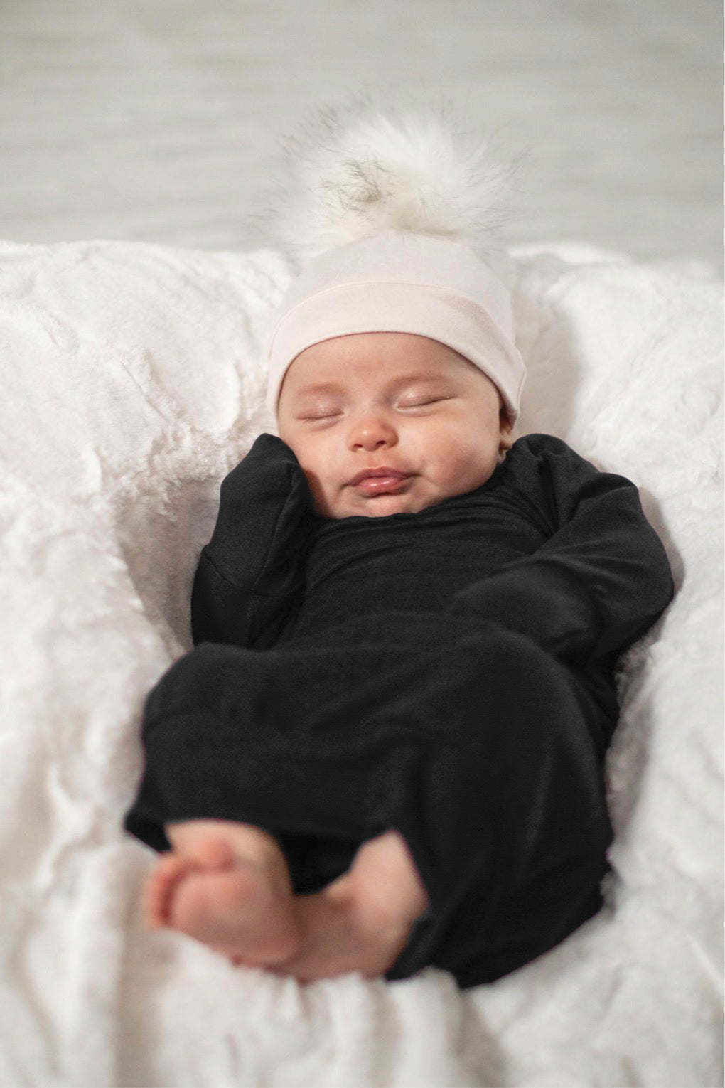 Black Sleeper Newborn Gown - Zipease